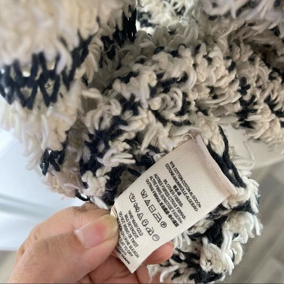 Free‎ People blue striped fuzzy shaggy sweater size medium - Picture 3 of 6